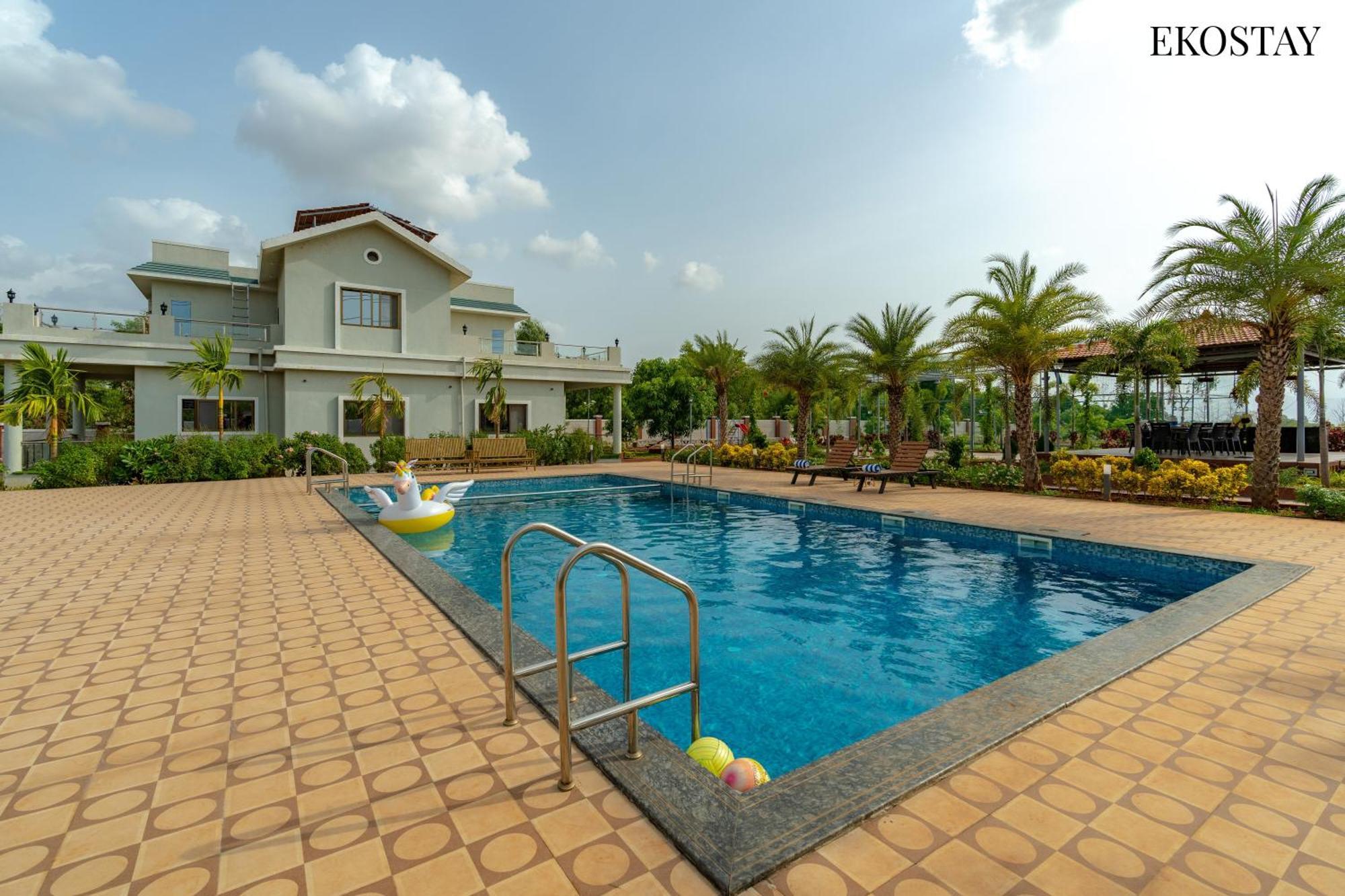 Ekostay Gold Palm Estate I Cricket Turf I Rain Dance I 2 Acre Property คาร์จัต ภายนอก รูปภาพ