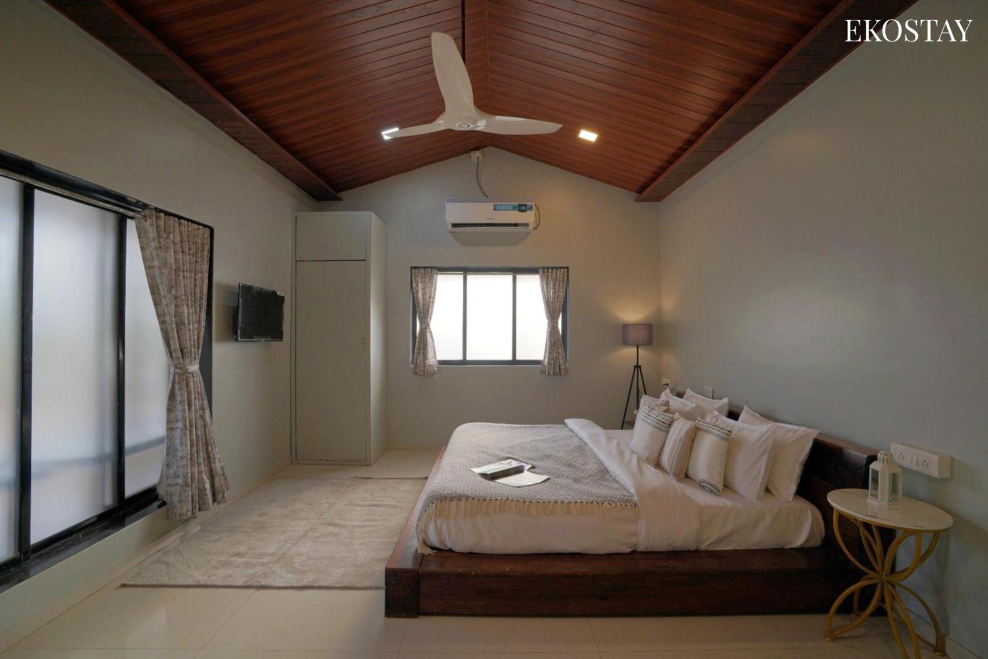 Ekostay Gold Palm Estate I Cricket Turf I Rain Dance I 2 Acre Property คาร์จัต ภายนอก รูปภาพ