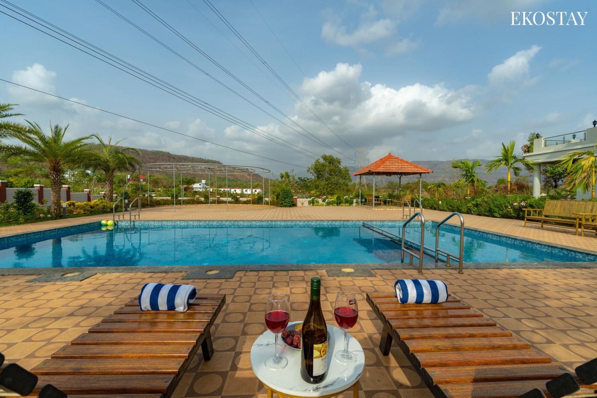 Ekostay Gold Palm Estate I Cricket Turf I Rain Dance I 2 Acre Property คาร์จัต ภายนอก รูปภาพ